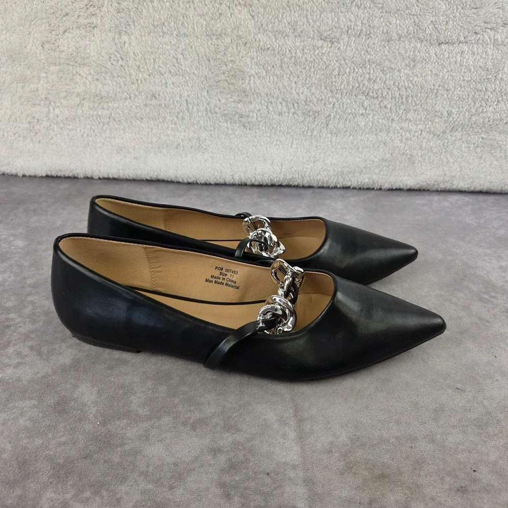 Journee Collection Black Pointed Toe Flats Silver Chain Link Detail Size 11